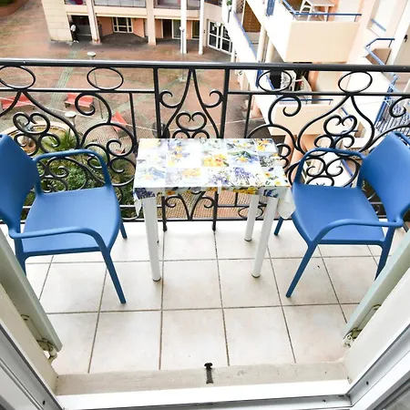 Daire Les Jardins Hyper Centre -parking Prive - Menton