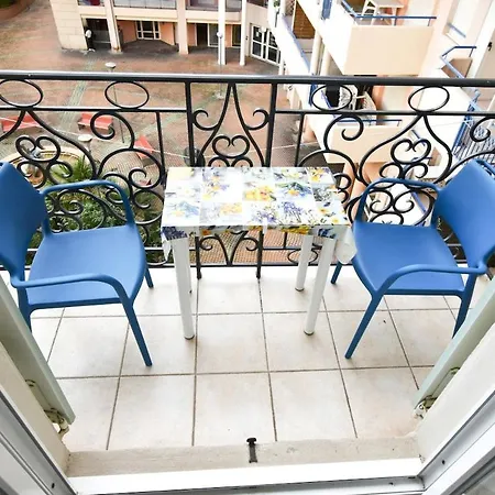 Les Jardins - Hyper Centre -parking Prive - Apartamento