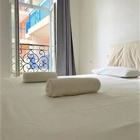 Les Jardins Hyper Centre -parking Prive - Апартаменти *