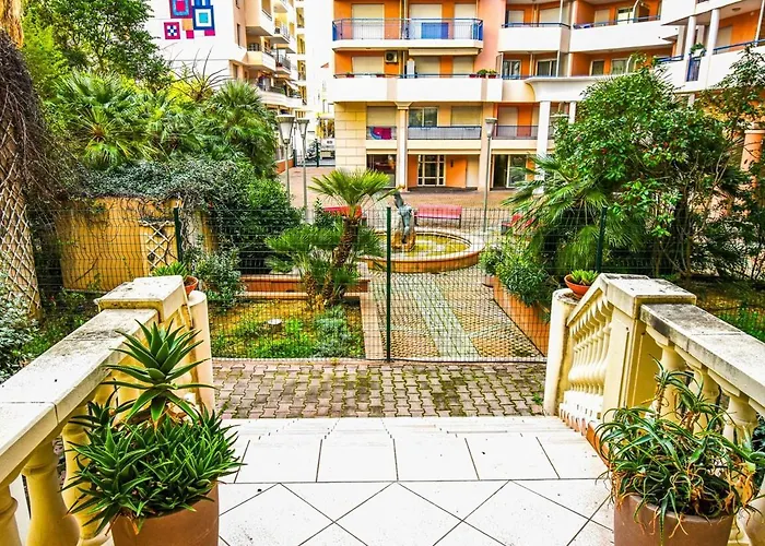 Les Jardins - Hyper Centre -parking Prive - * Menton